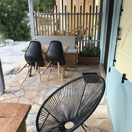 Assos Sea Front Apartment Kefalonia Island