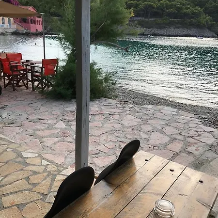 Assos Sea Front Apartment Kefalonia Island